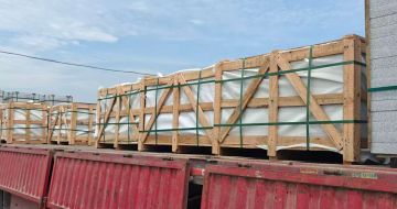 宜宾 芝麻白花岗岩地铺石出口专车-泰国游