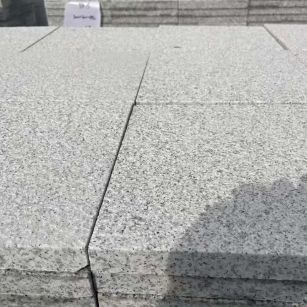 宜宾 白麻花岗岩石材推荐 荔枝面地铺石