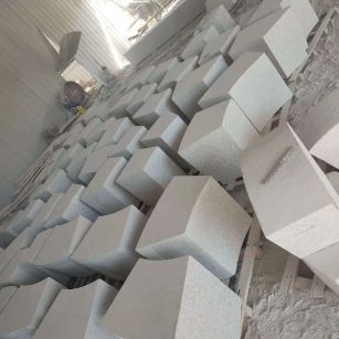 宜宾 白麻花岗岩异形坐凳