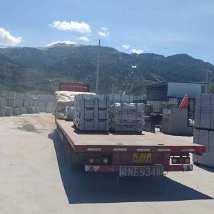 宜宾 芝麻白仿形路沿石，直形路沿石