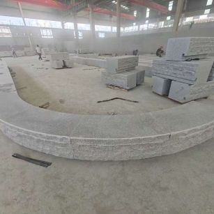 宜宾 芝麻白异形坐凳，自然面光面弧形加工