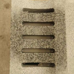 宜宾 芝麻白拉丝面花岗岩U型开槽排水槽