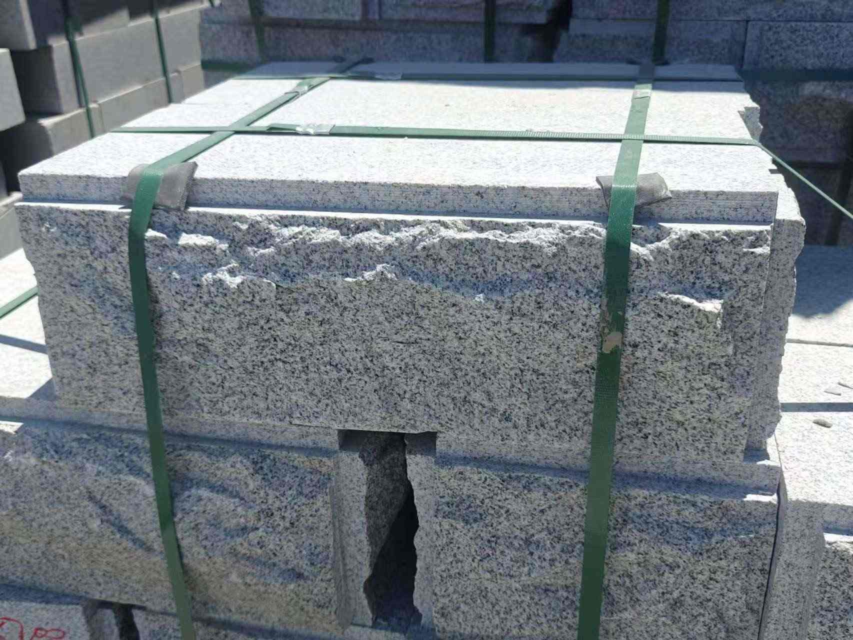 宜宾 芝麻白花岗岩自然面成品