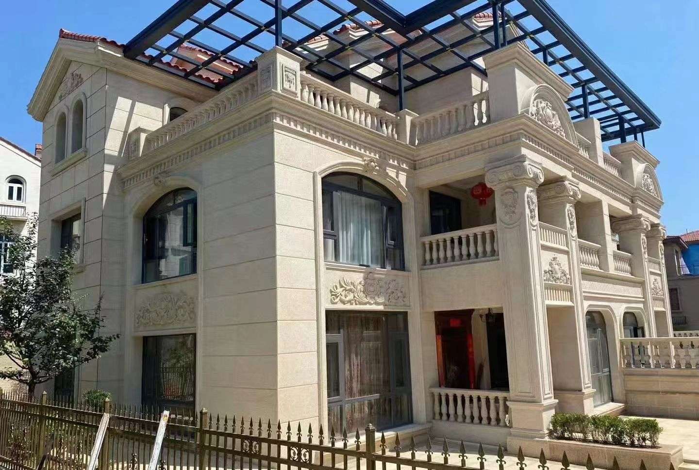 宜宾 黄金麻花岗岩荔枝面别墅外墙干挂