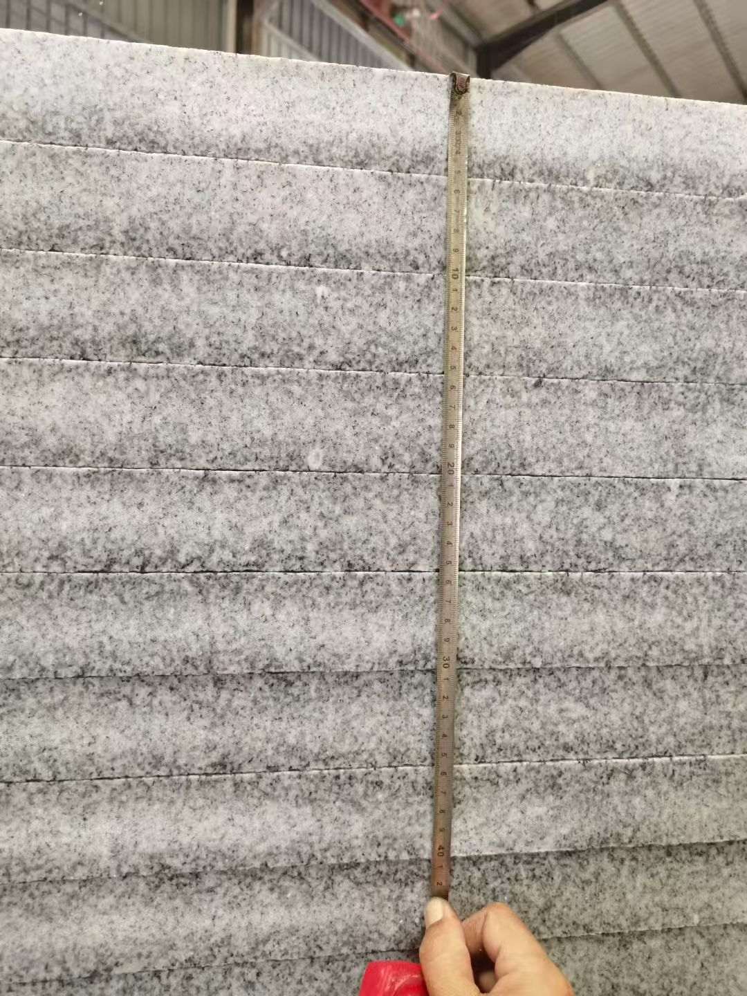 宜宾 芝麻白火烧成品厚薄均匀，B料价格接近A料质量