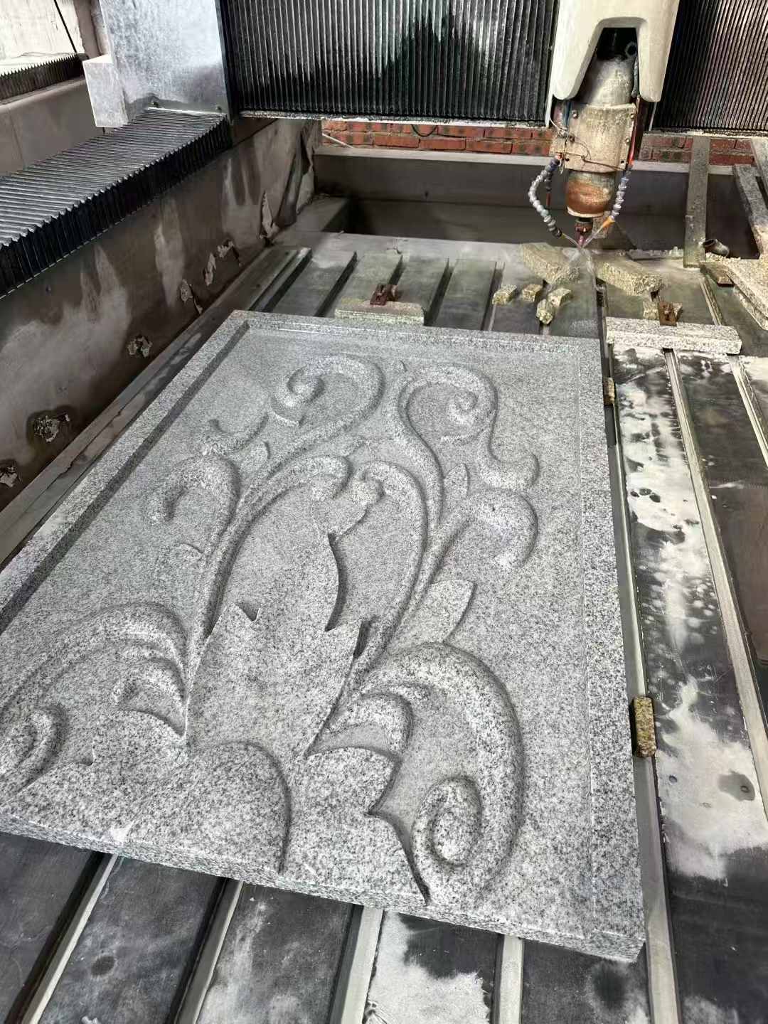 宜宾 白麻别墅干挂雕花板