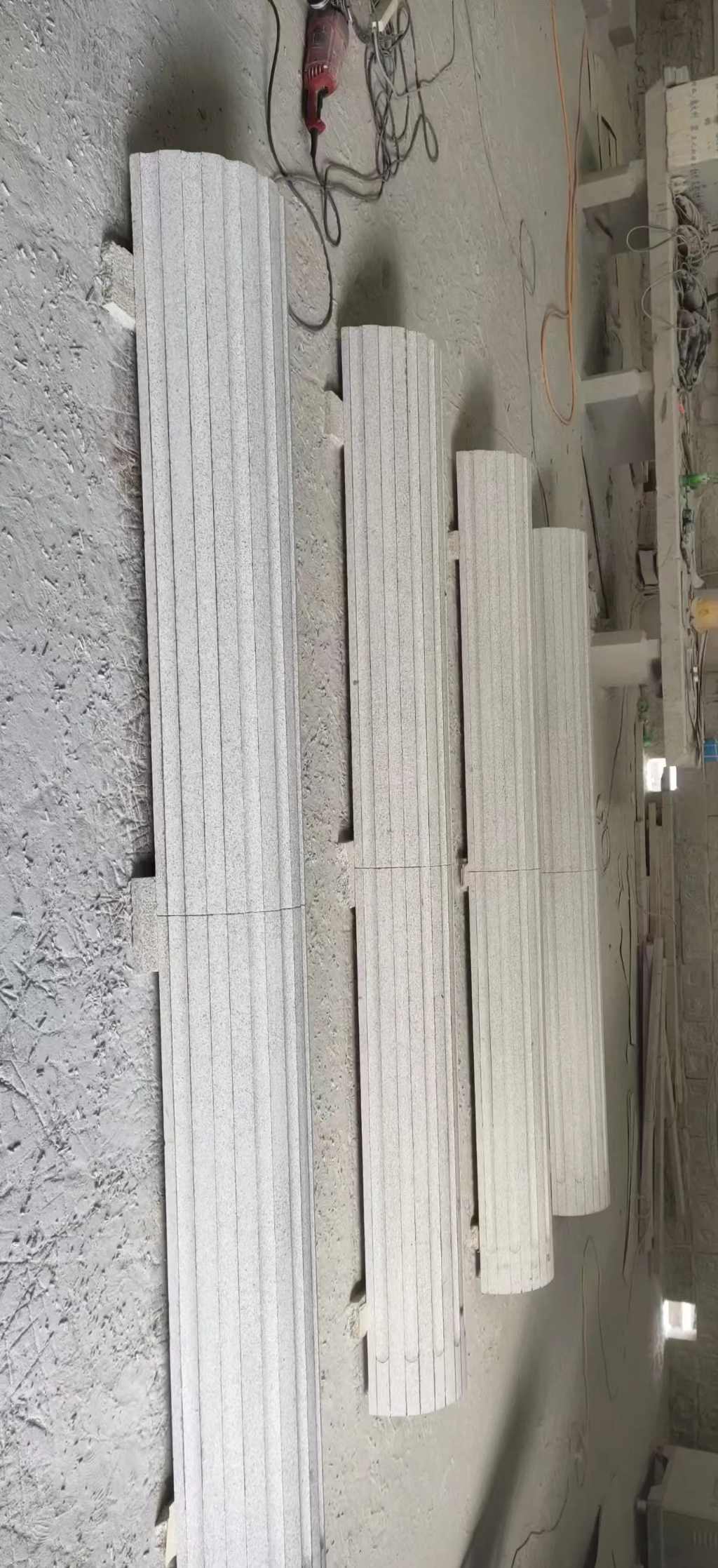 宜宾 花岗岩厂家带你看白麻花岗岩门楼大柱柱皮