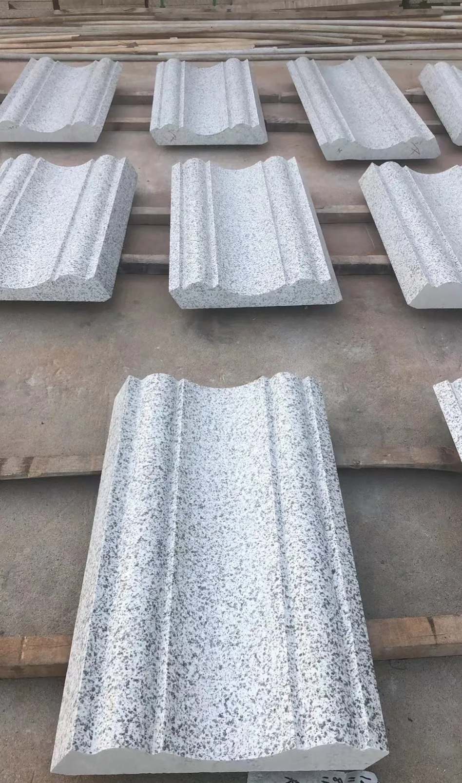 宜宾 白麻花岗岩光面别墅线条