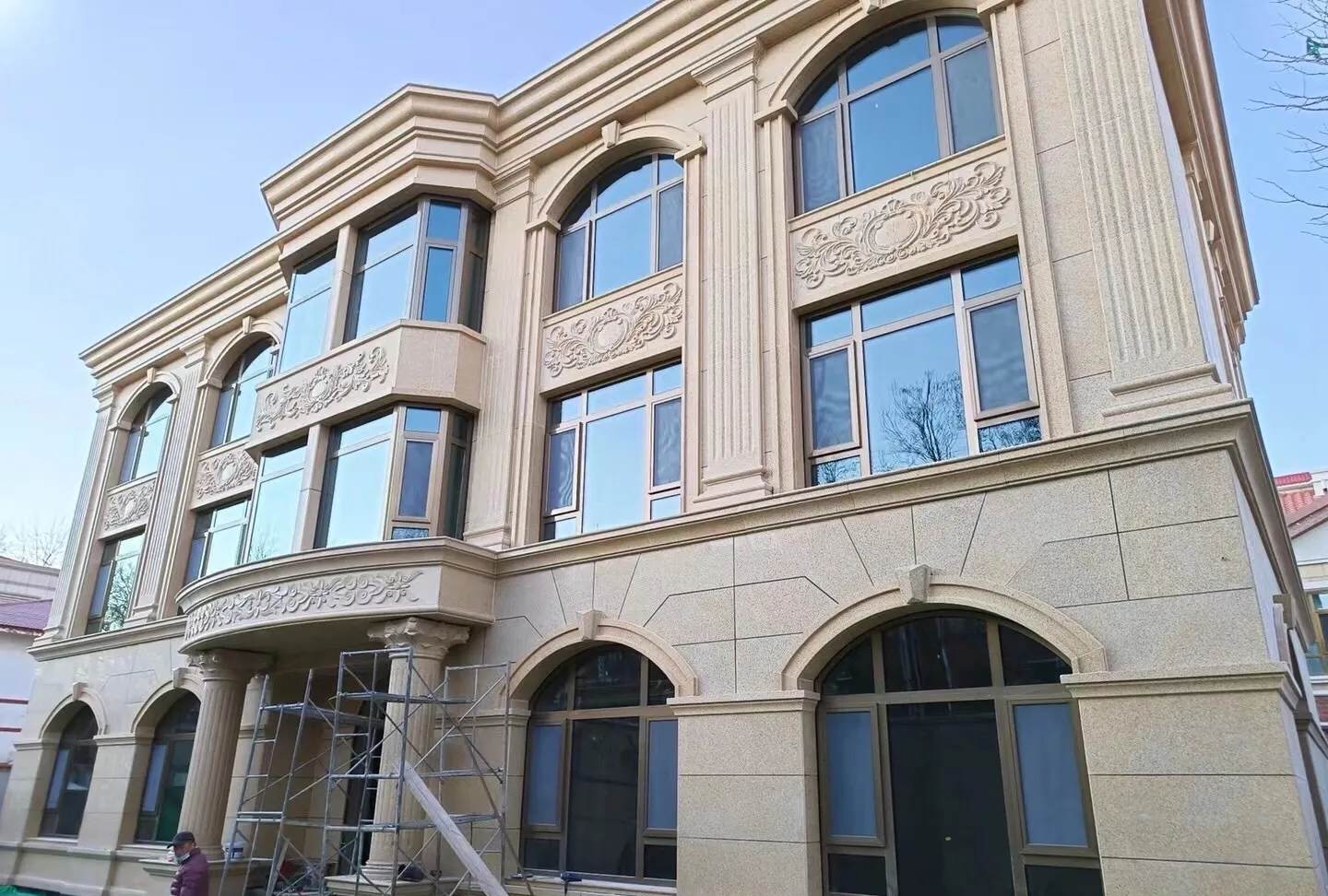 宜宾 黄金麻花岗岩别墅外墙干挂