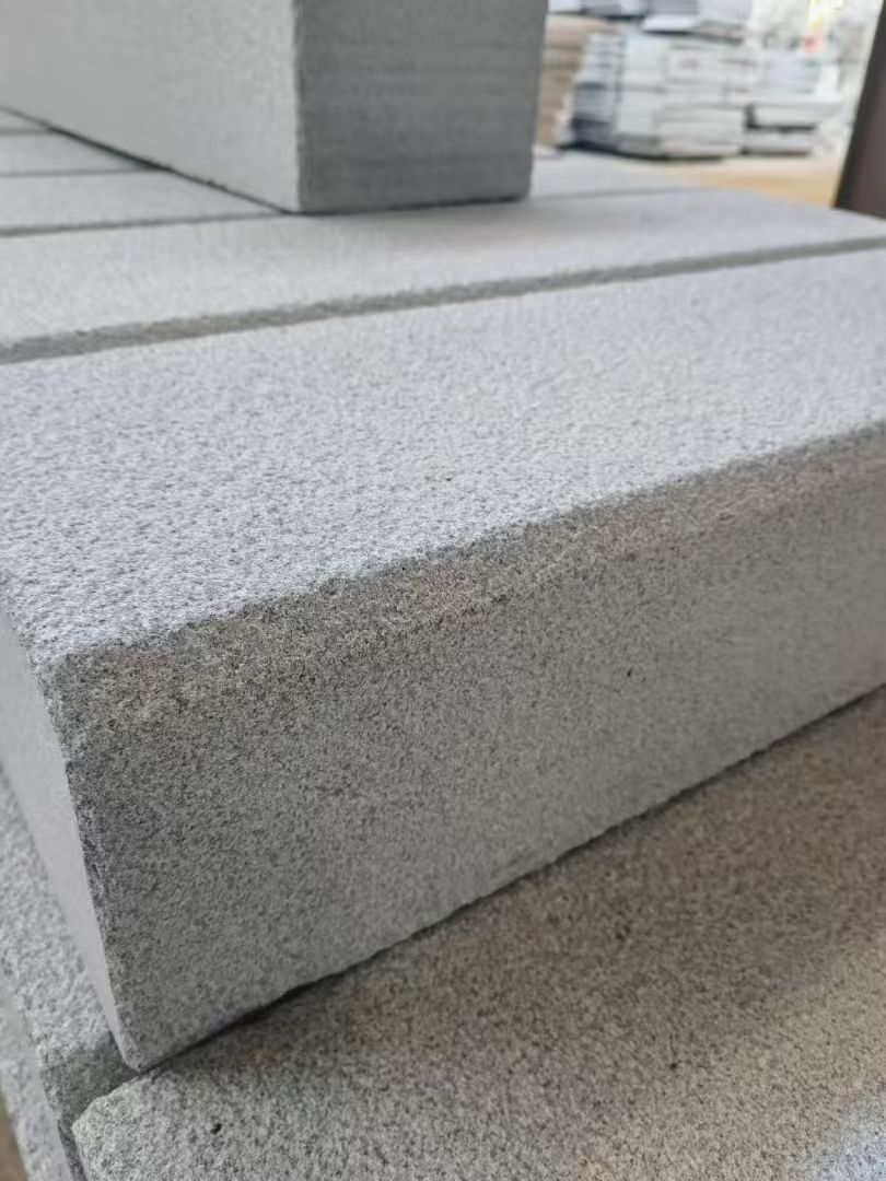 宜宾 芝麻灰荔枝面路沿石