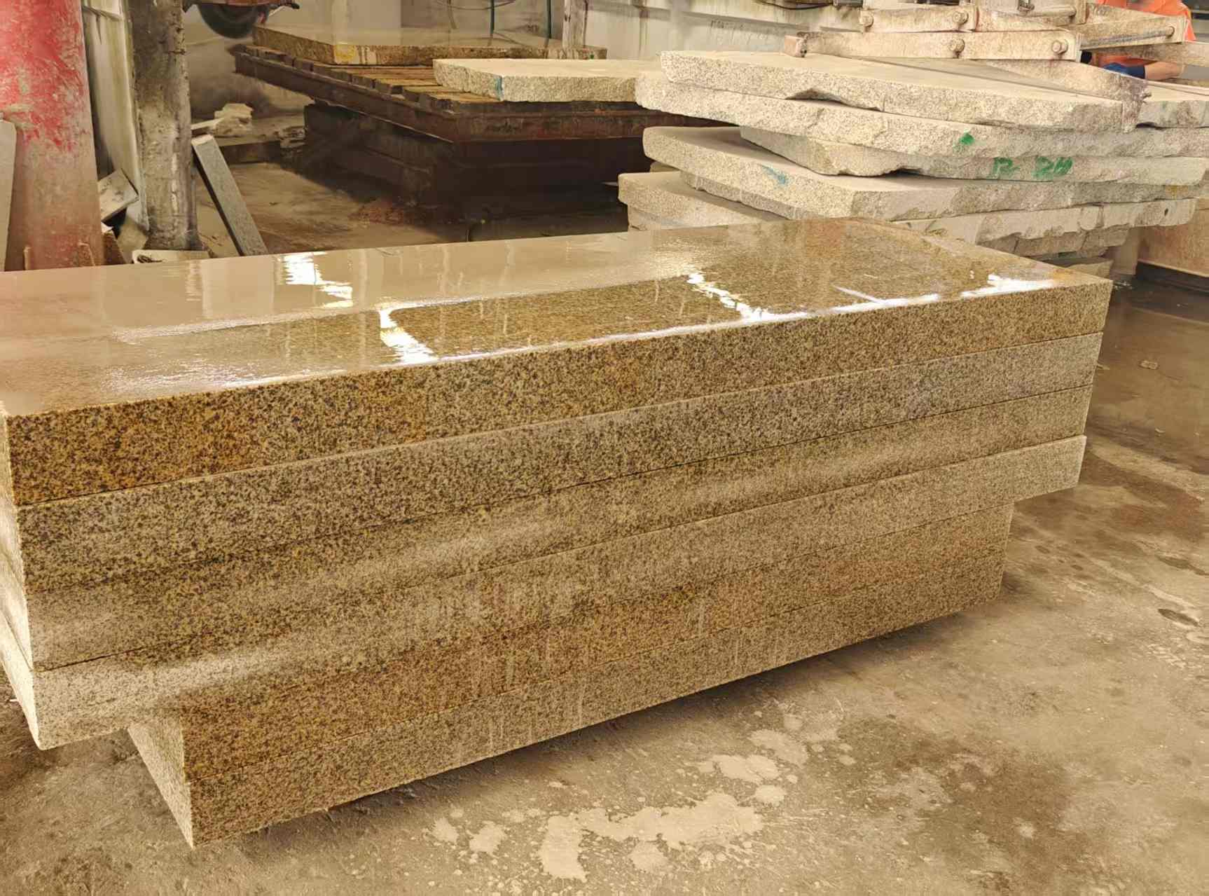 宜宾 黄金麻栏杆料半成品加工中